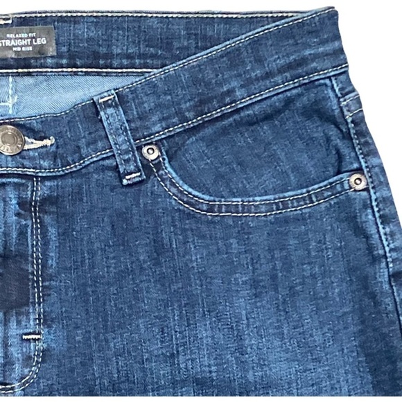 LEE Women’s Relaxed Fit Straight Leg Mid Rise Dark Blue Jeans SZ 10P Petite - Picture 3 of 10